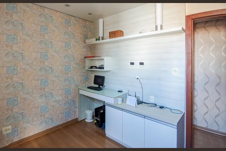 Apartamento à venda com 187m², 3 quartos e 2 vagasQuarto 3