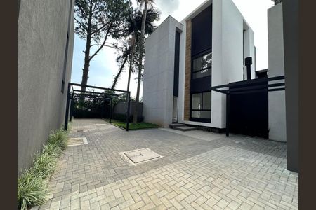 Casa de condomínio à venda com 470m², 3 quartos e 4 vagas