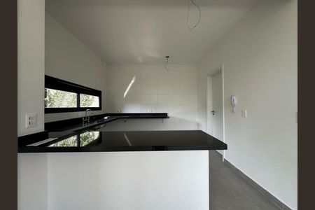 Casa de condomínio à venda com 470m², 3 quartos e 4 vagas