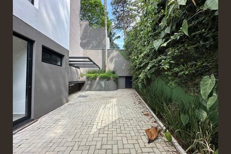 Casa de condomínio à venda com 470m², 3 quartos e 4 vagas