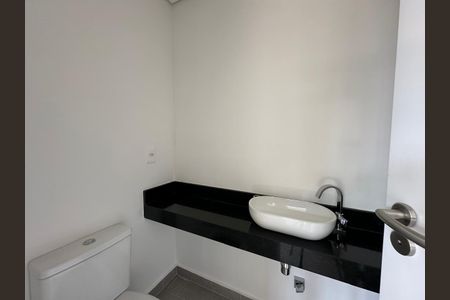 Casa de condomínio à venda com 470m², 3 quartos e 4 vagas