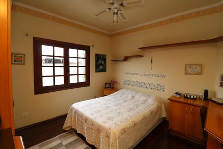 Casa à venda com 296m², 3 quartos e 5 vagasQuarto 2