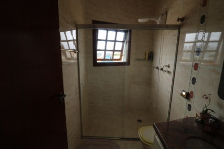 Casa à venda com 296m², 3 quartos e 5 vagasBanheiro