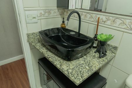 Apartamento à venda com 68m², 3 quartos e 1 vaga Apartamento à venda com 68m², 3 quartos e 1 vagaBanheiro Social