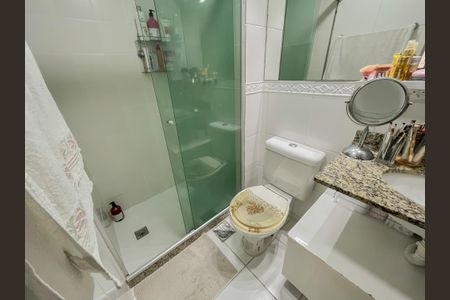 Apartamento à venda com 68m², 3 quartos e 1 vaga Apartamento à venda com 68m², 3 quartos e 1 vagaBanheiro Suíte