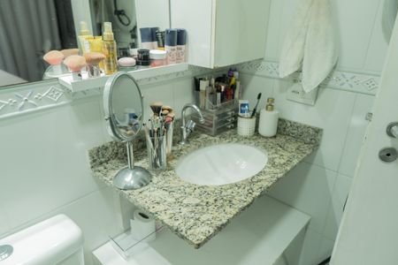 Apartamento à venda com 68m², 3 quartos e 1 vaga Apartamento à venda com 68m², 3 quartos e 1 vagaBanheiro Suíte