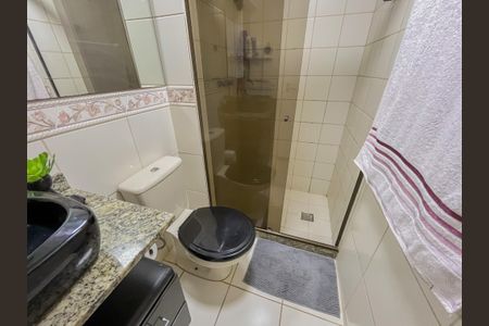 Apartamento à venda com 68m², 3 quartos e 1 vaga Apartamento à venda com 68m², 3 quartos e 1 vagaBanheiro Social