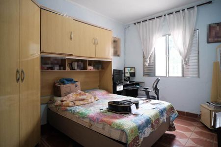 Casa à venda com 87m², 2 quartos e 2 vagasQuarto 