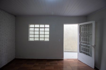 Casa à venda com 145m², 3 quartos e 2 vagasSala