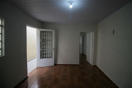 Casa à venda com 145m², 3 quartos e 2 vagasSala