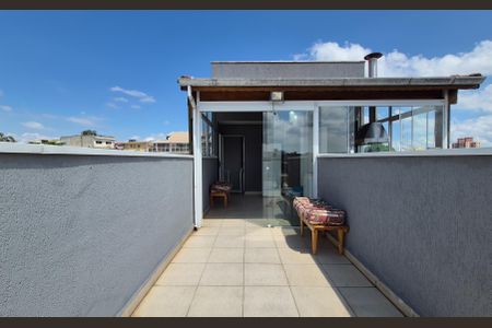 Apartamento à venda com 116m², 2 quartos e 2 vagasCobertura