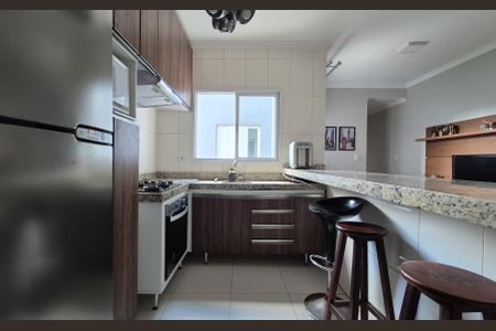 Apartamento à venda com 116m², 2 quartos e 2 vagasCozinha