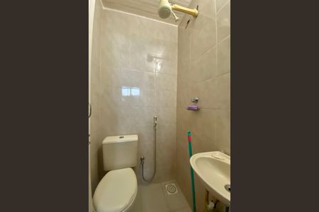 Apartamento para alugar com 400m², 4 quartos e 1 vaga Apartamento para alugar com 400m², 4 quartos e 1 vagaBanheiro de serviço