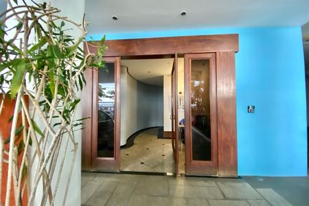 Apartamento para alugar com 400m², 4 quartos e 1 vaga Apartamento para alugar com 400m², 4 quartos e 1 vagaPortaria