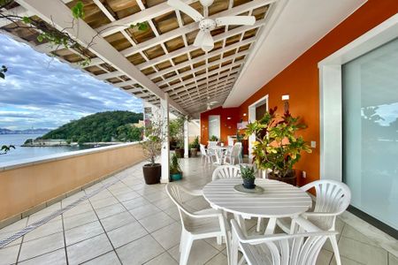 Apartamento para alugar com 400m², 4 quartos e 1 vaga Apartamento para alugar com 400m², 4 quartos e 1 vagaVaranda