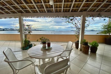 Apartamento para alugar com 400m², 4 quartos e 1 vaga Apartamento para alugar com 400m², 4 quartos e 1 vagaVaranda