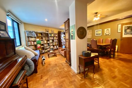 Apartamento para alugar com 400m², 4 quartos e 1 vaga Apartamento para alugar com 400m², 4 quartos e 1 vagaBiblioteca