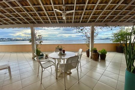 Apartamento para alugar com 400m², 4 quartos e 1 vaga Apartamento para alugar com 400m², 4 quartos e 1 vagaVaranda