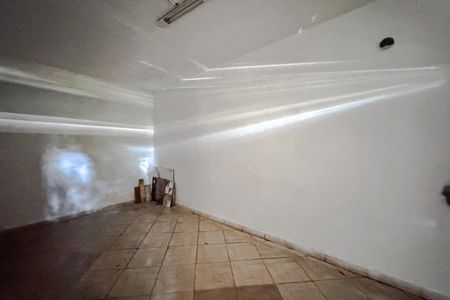 Garagem de casa para alugar com 4 quartos, 400m² em Parque da Mooca, São Paulo