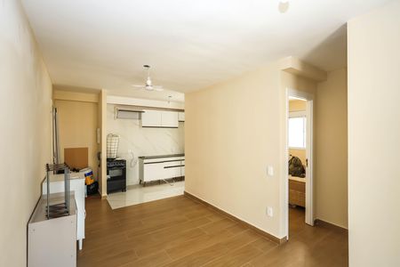 Sala de apartamento para alugar com 2 quartos, 55m² em Liberdade, São Paulo