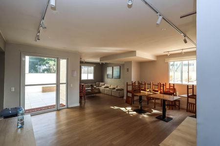 Apartamento para alugar com 55m², 2 quartos e 1 vagaÁrea comum - Salão de festas