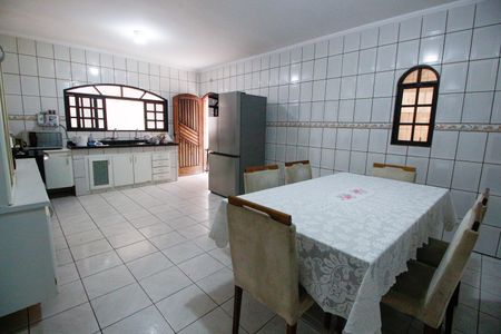 Casa para alugar com 142m², 4 quartos e 4 vagasCozinha