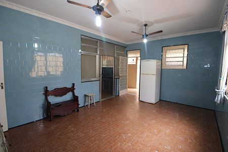 Casa à venda com 160m², 4 quartos e 6 vagasCopa