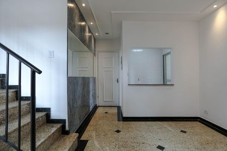 Apartamento para alugar com 220m², 4 quartos e 2 vagasSala
