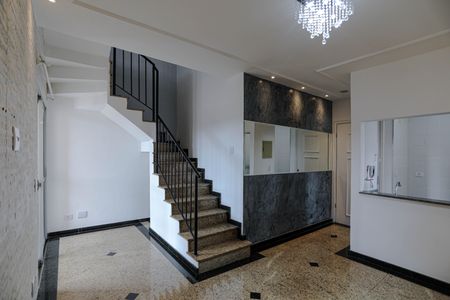 Apartamento para alugar com 220m², 4 quartos e 2 vagasSala