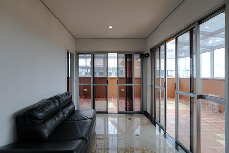 Apartamento para alugar com 220m², 4 quartos e 2 vagasLiving