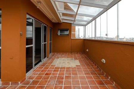 Apartamento para alugar com 220m², 4 quartos e 2 vagasVaranda