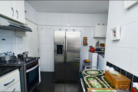 Apartamento à venda com 205m², 3 quartos e 2 vagasCozinha