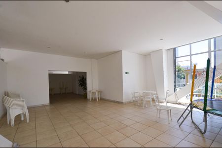 Apartamento à venda com 205m², 3 quartos e 2 vagasSalao de festas