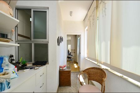 Apartamento à venda com 205m², 3 quartos e 2 vagasSuite/ varanda