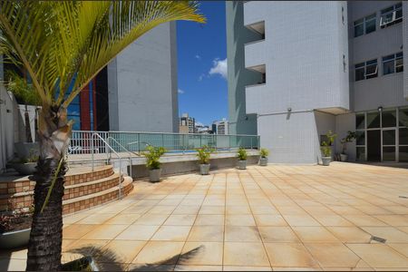 Apartamento à venda com 205m², 3 quartos e 2 vagasÁrea comum - Piscina
