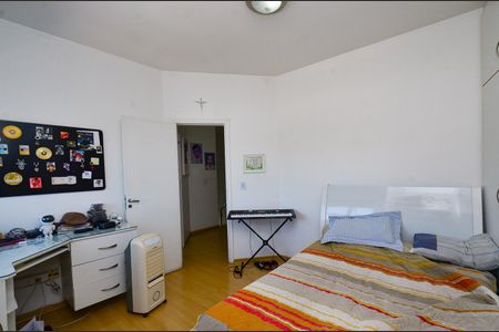 Apartamento à venda com 205m², 3 quartos e 2 vagasQuarto2