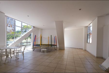 Apartamento à venda com 205m², 3 quartos e 2 vagasSalao de festas