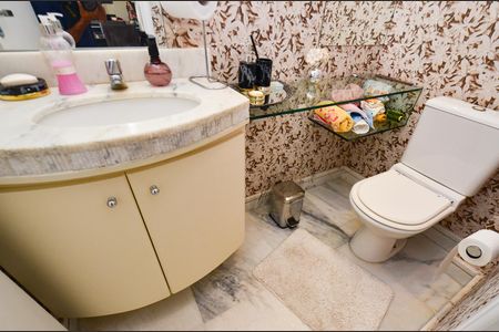 Apartamento à venda com 205m², 3 quartos e 2 vagasLavabo