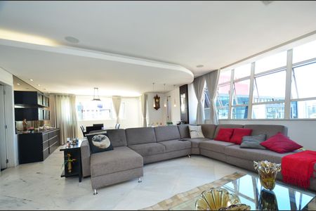 Apartamento à venda com 205m², 3 quartos e 2 vagasSala 