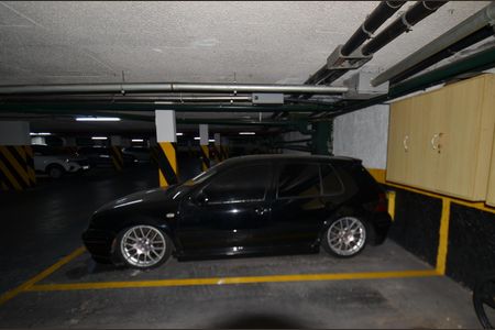 Apartamento à venda com 205m², 3 quartos e 2 vagasÁrea comum - Estacionamento