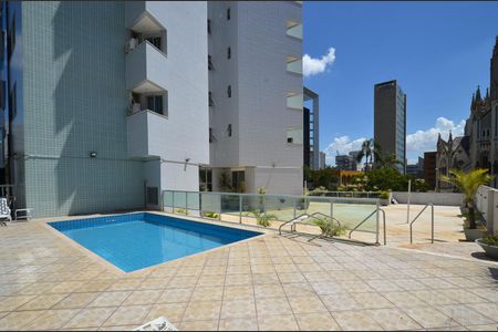 Apartamento à venda com 205m², 3 quartos e 2 vagasÁrea comum - Piscina