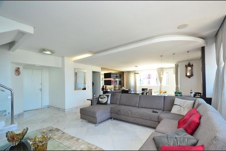 Apartamento à venda com 205m², 3 quartos e 2 vagasSala 