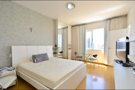 Apartamento à venda com 205m², 3 quartos e 2 vagasSuite