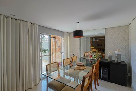 Apartamento para alugar com 150m², 2 quartos e 1 vaga Apartamento para alugar com 150m², 2 quartos e 1 vagaSala