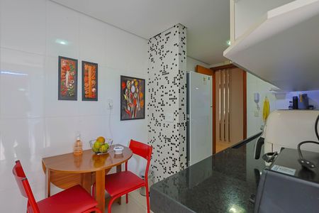 Apartamento para alugar com 150m², 2 quartos e 1 vaga Apartamento para alugar com 150m², 2 quartos e 1 vagaCozinha
