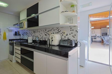 Apartamento para alugar com 150m², 2 quartos e 1 vaga Apartamento para alugar com 150m², 2 quartos e 1 vagaCozinha