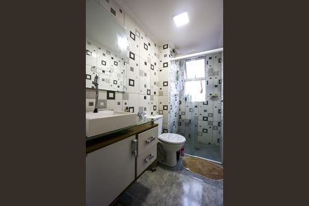 Apartamento para alugar com 70m², 2 quartos e 1 vaga Apartamento para alugar com 70m², 2 quartos e 1 vagaBanheiro