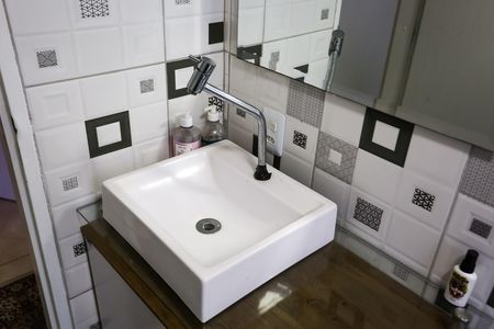 Apartamento para alugar com 70m², 2 quartos e 1 vaga Apartamento para alugar com 70m², 2 quartos e 1 vagaBanheiro