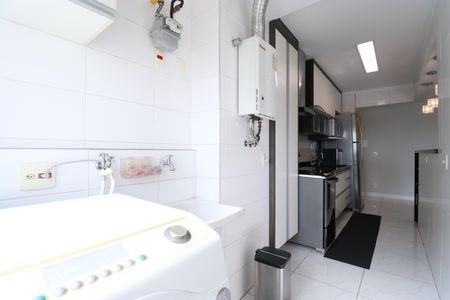 Apartamento à venda com 79m², 2 quartos e 2 vagasCozinha e Área de Serviço