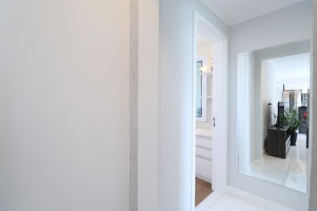 Apartamento à venda com 79m², 2 quartos e 2 vagasCorredor